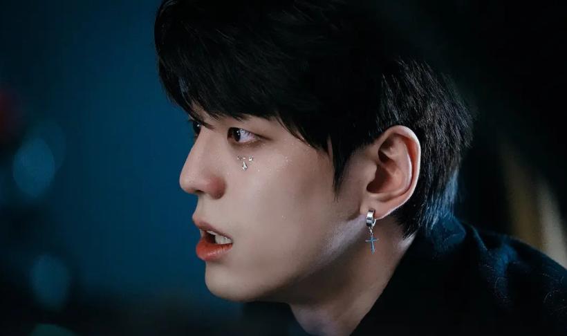 神圣的偶像韩剧讲的什么,木偶的季节韩剧推荐