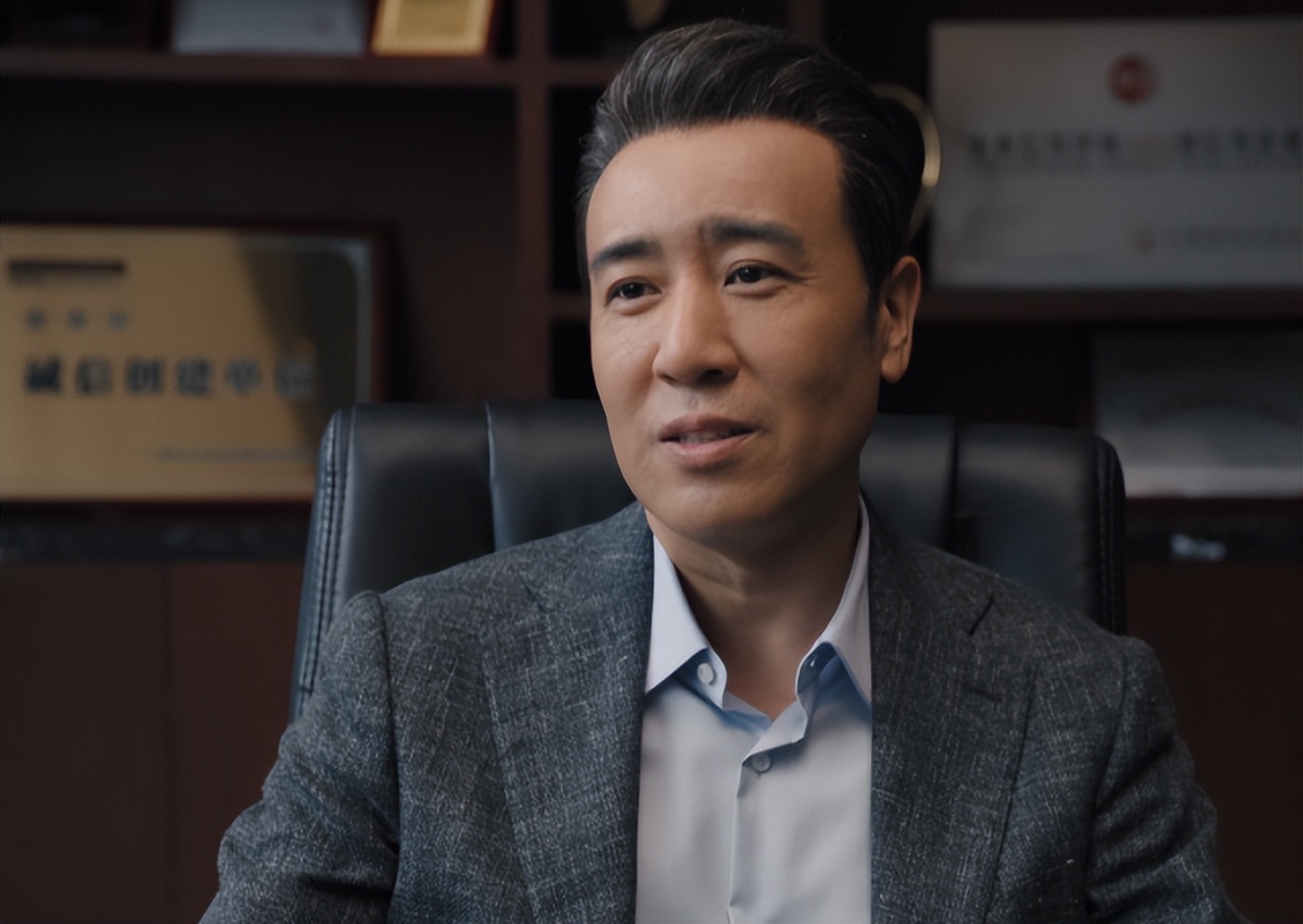 于和伟王劲松最新合作电影,王劲松于和伟谁演技更上一层