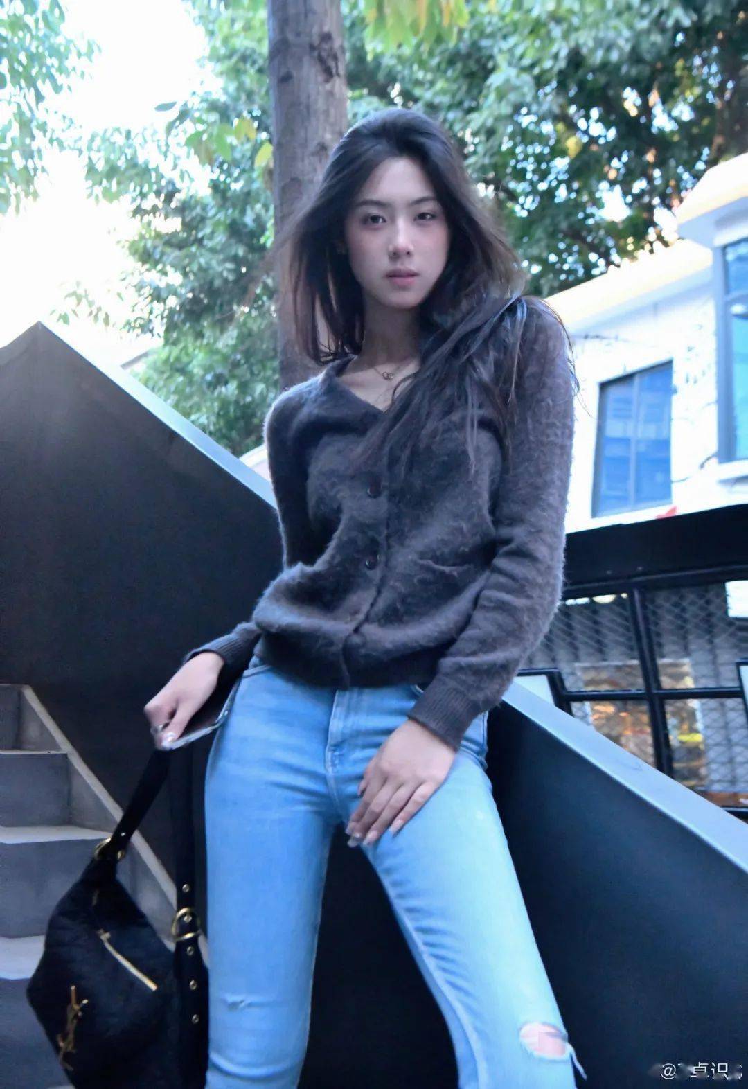 中国女篮王思雨照片好看一点的,徐杰和张茹王思雨身高啥关系