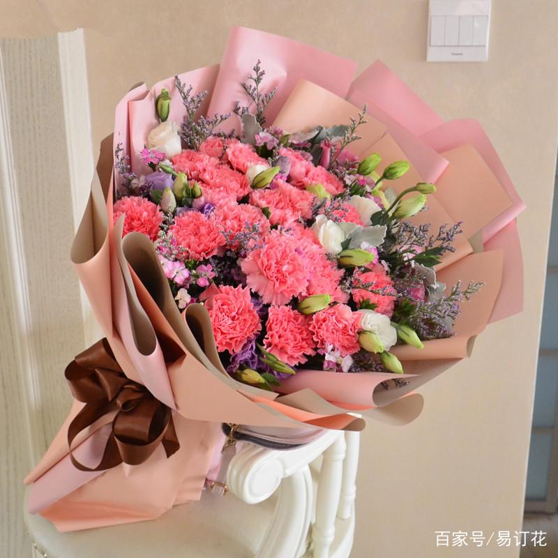 母亲节给妈妈买什么鲜花,母亲节送妈妈什么鲜花最合适