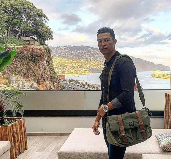 c罗投资中国,c罗奢华珠宝手表