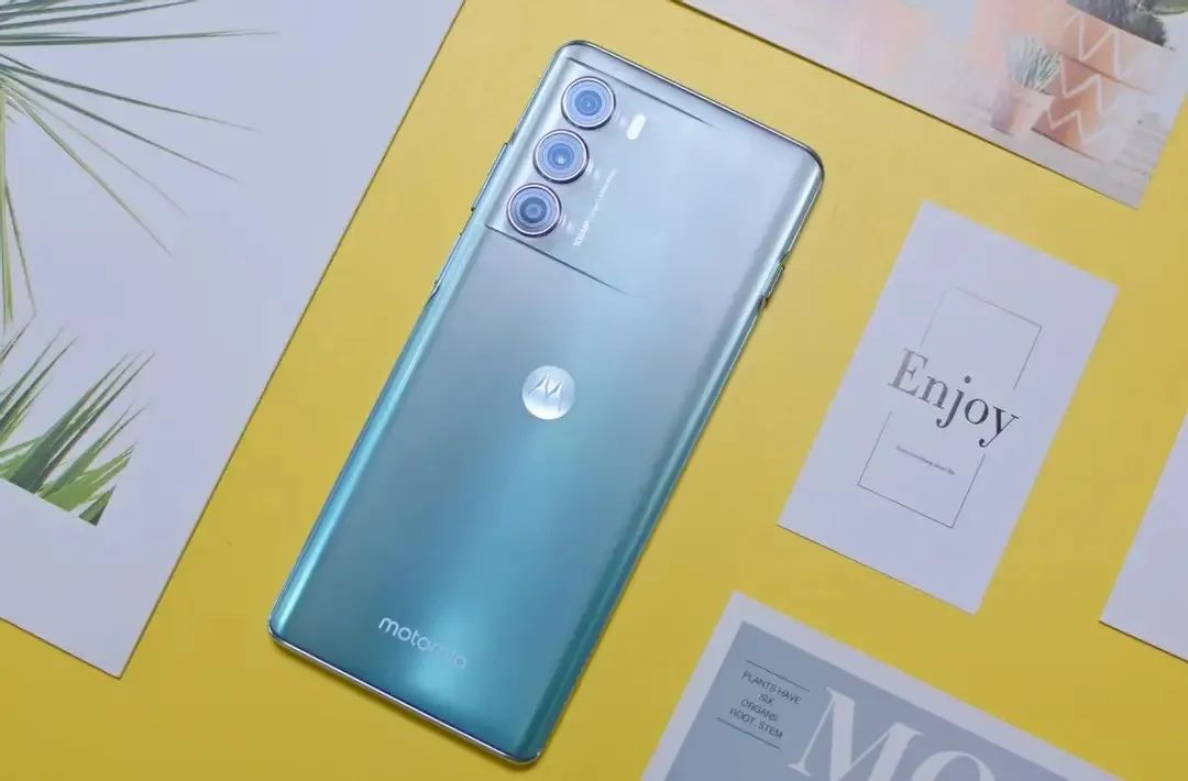 2022年小屏旗舰手机哪款值得入手,2021年最值得买的高性价比手机