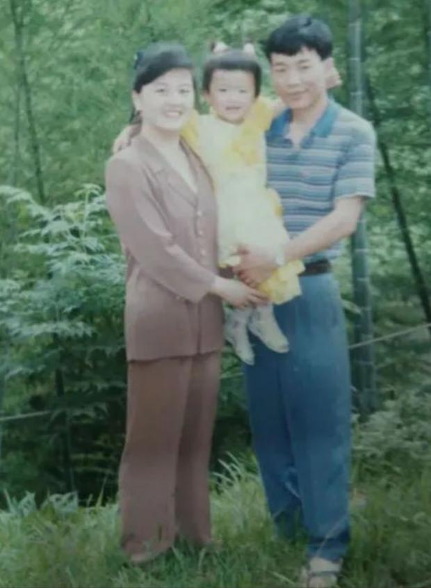 双耳失聪靠唇语考上清华博士,双耳失聪靠唇语考上清华女博士