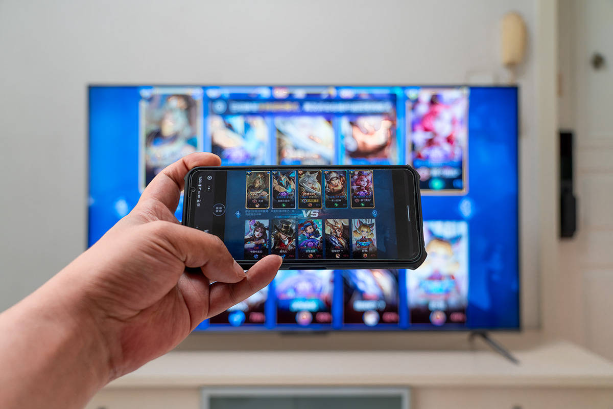 雷鸟鹏655寸4K游戏电视评测,雷鸟55寸曲面电视测评