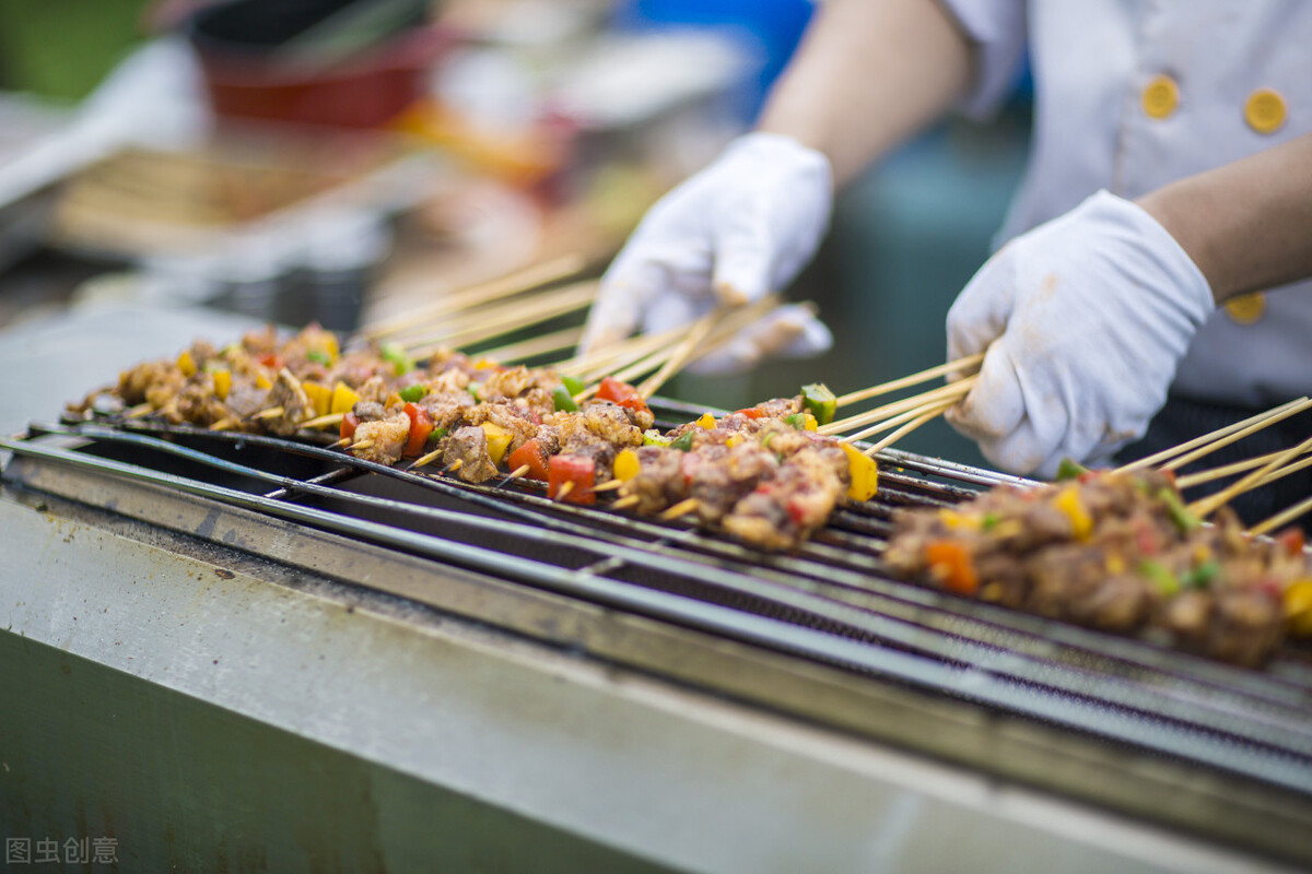 睡前持续燃脂动作,睡前燃脂快还是早起燃脂快