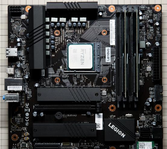 拆显卡的品牌机能买吗？联想拯救者刃7000P到底值不值？