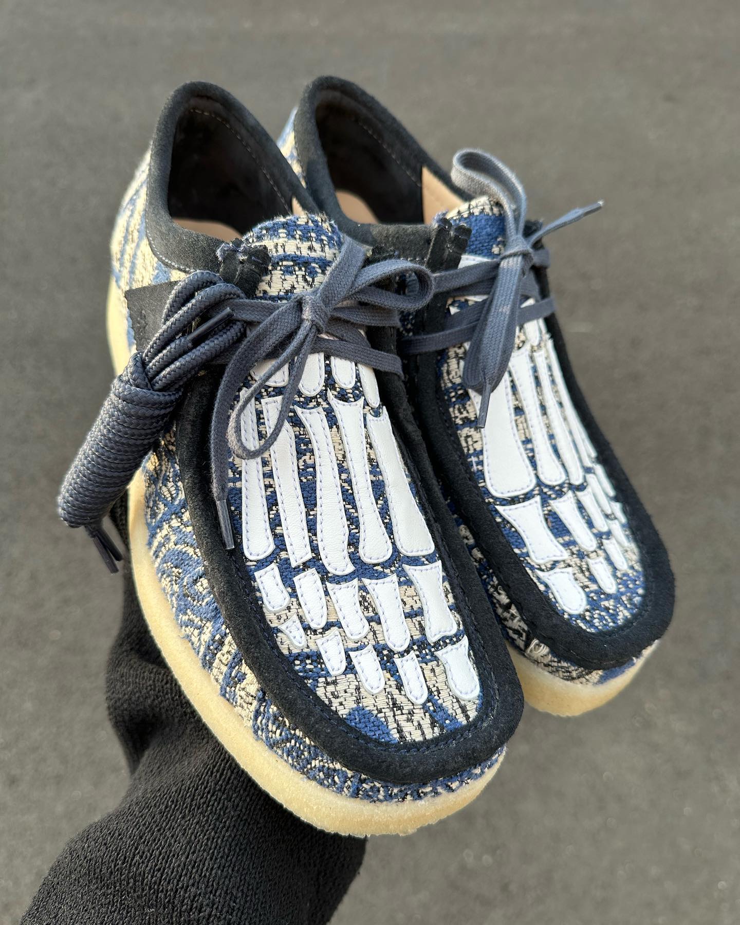 不接地气接“地府”，这潮鞋玩很大！