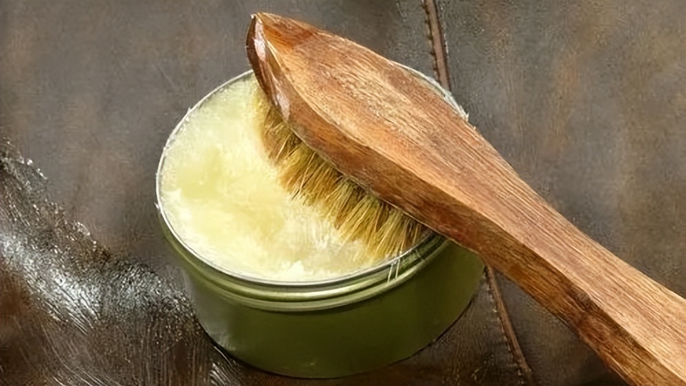 为什么皮鞋不臭脚,为什么皮鞋内里采用猪皮的多