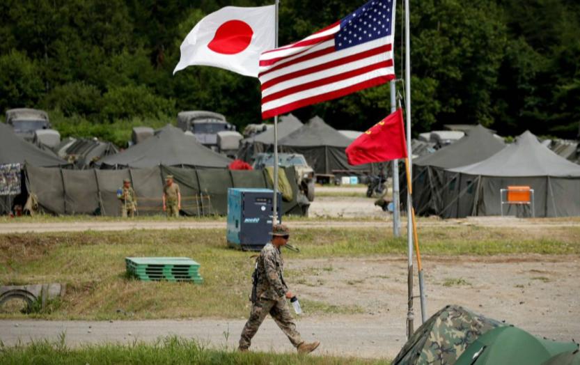 美国把日本彻底拉上战车，大使直接宣布：美日军事同盟已转守为攻