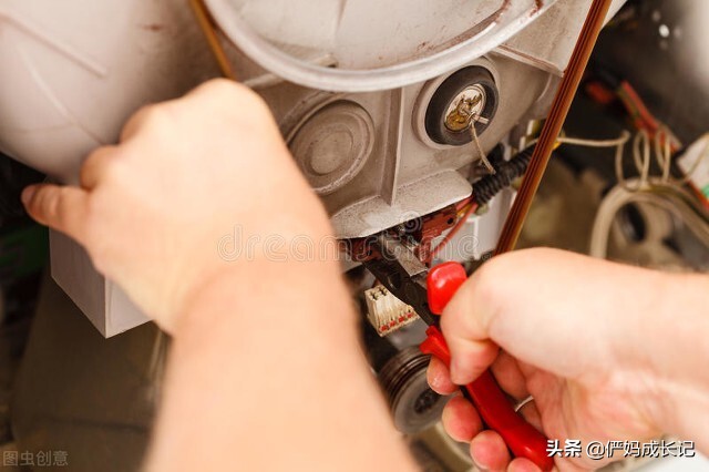 在家洗澡洗一半没水了,洗澡洗一半洗不动了