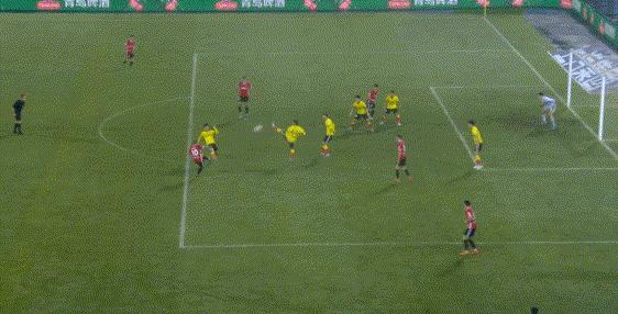 中超最新积分榜成都蓉城2-0广州队申花1-0梅州武汉长江跳出降级区