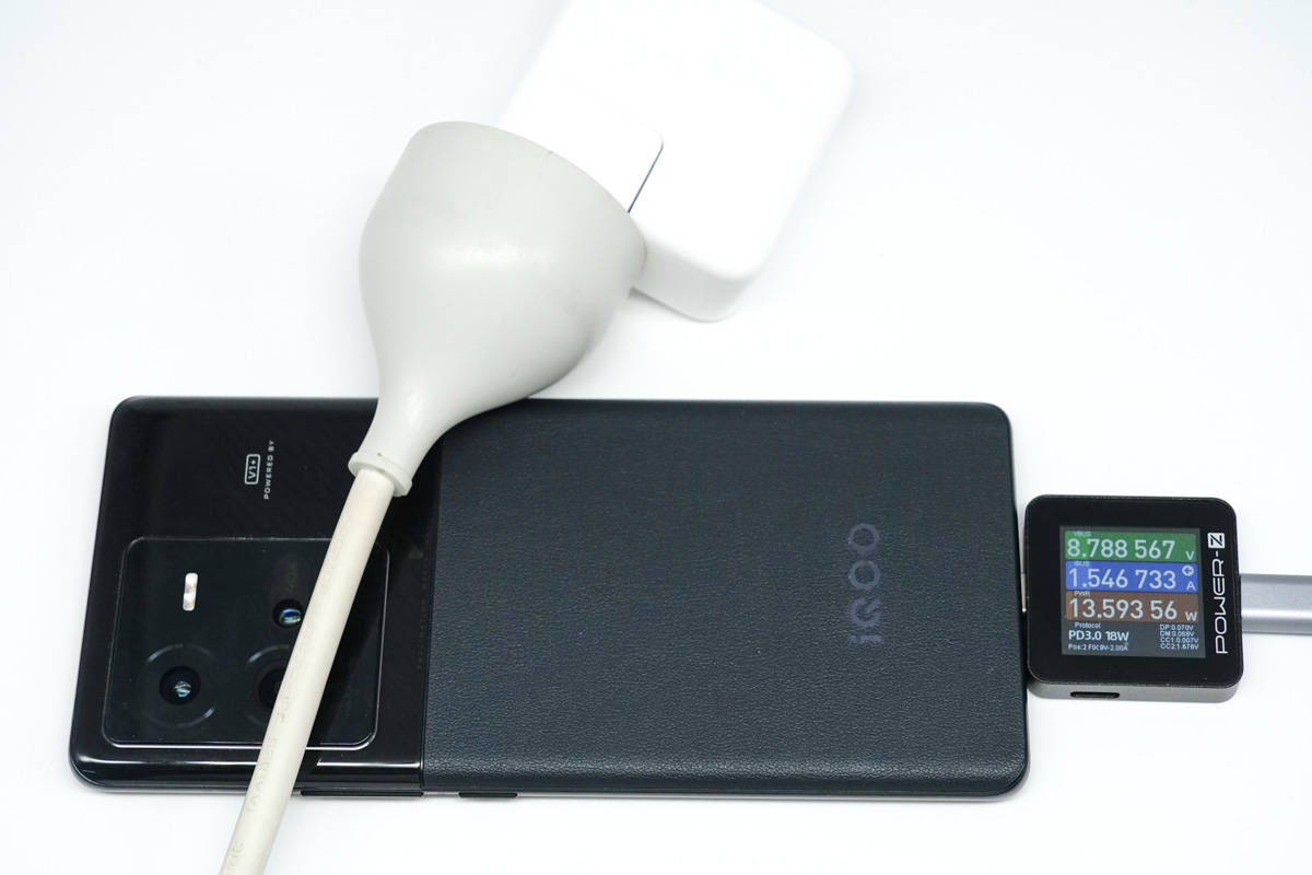 iqoo10pro200w快充小白测评,iqoo10pro测评200w快充究竟有多快