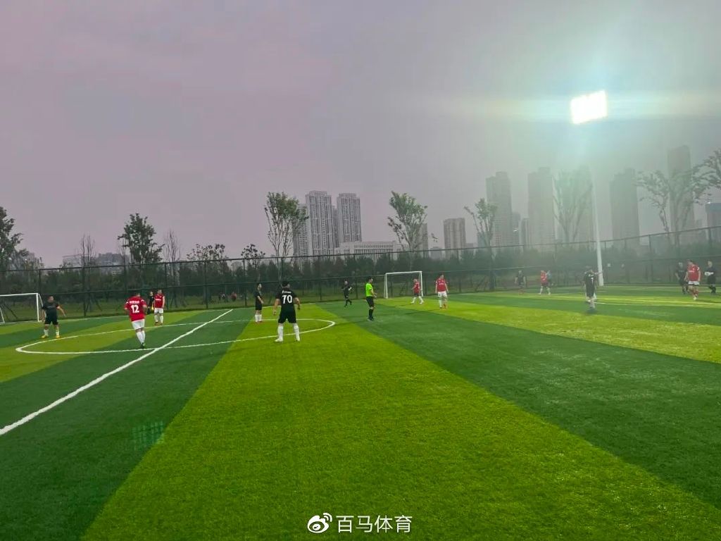 大雨浇不灭热情,大雨浇不灭的热情作文素材