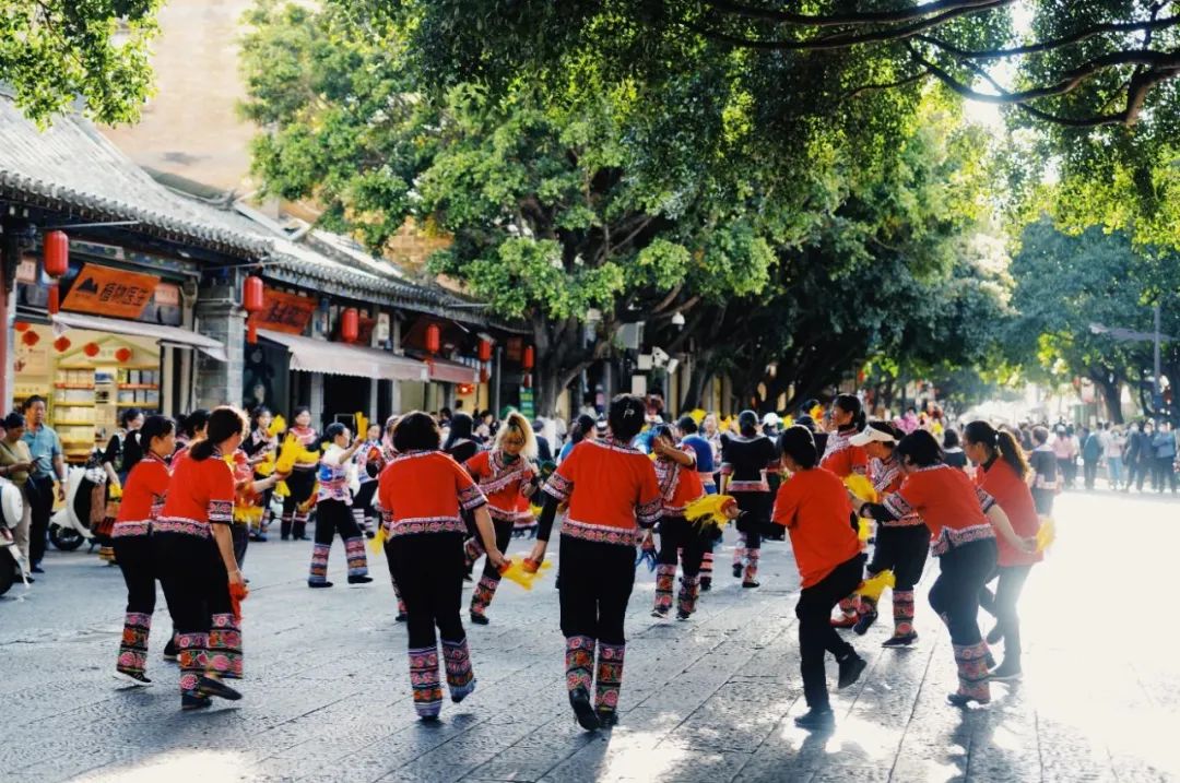 公司的旅游团建必须去吗,旅游团建机构有哪些好的