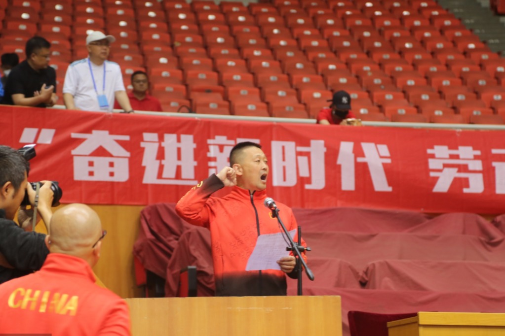 2019年全国职工沙地拔河比赛,拔河比赛凝聚同心齐力