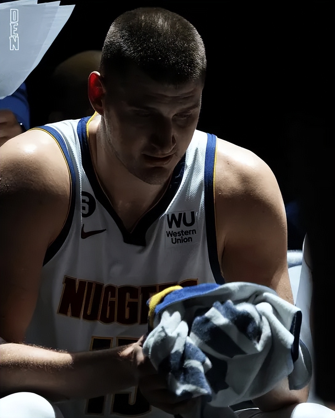 关键战惹争议：如果出界不能回看，那么挑战毫无价值！太蠢了