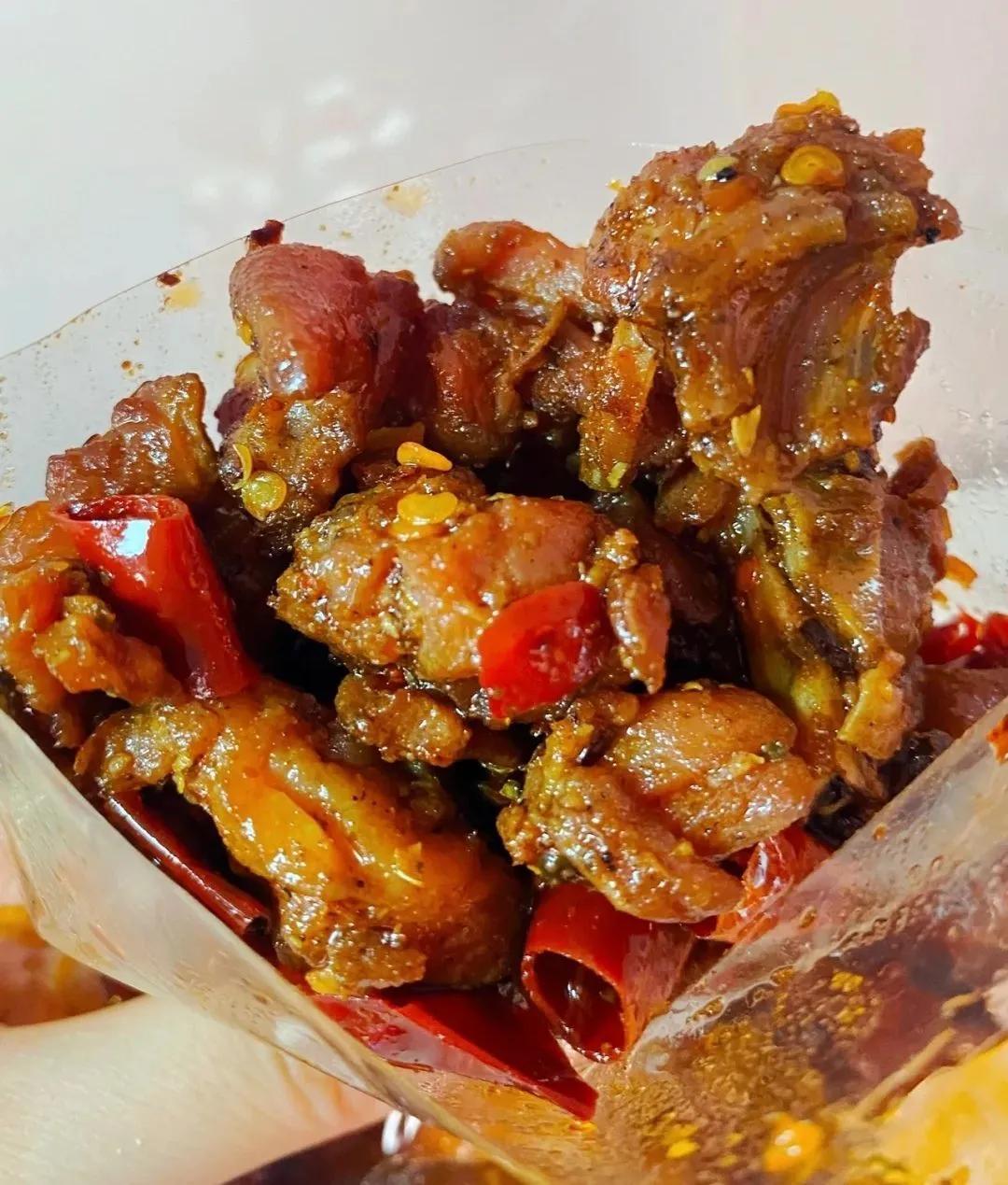 你们家乡的美食有哪些呢,你家乡有什么让你朝思暮想的美食