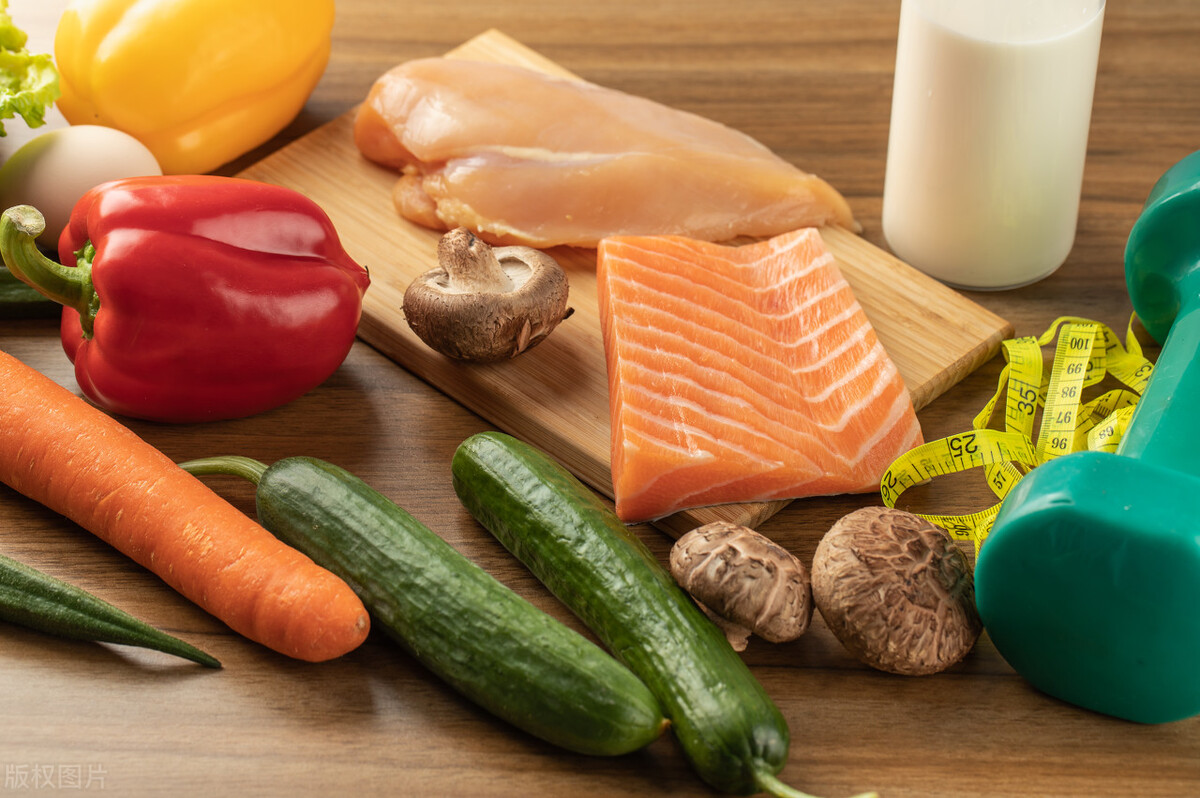 如何才能淡化脸部刚开始的老年斑,脸和手都长老年斑是怎么回事