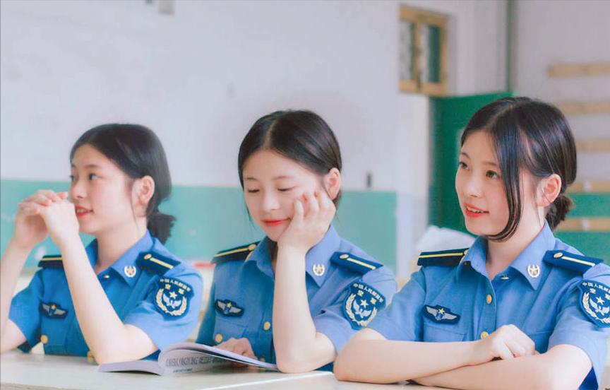 上军校将来能怎么就业,读军校出来有哪些就业可能