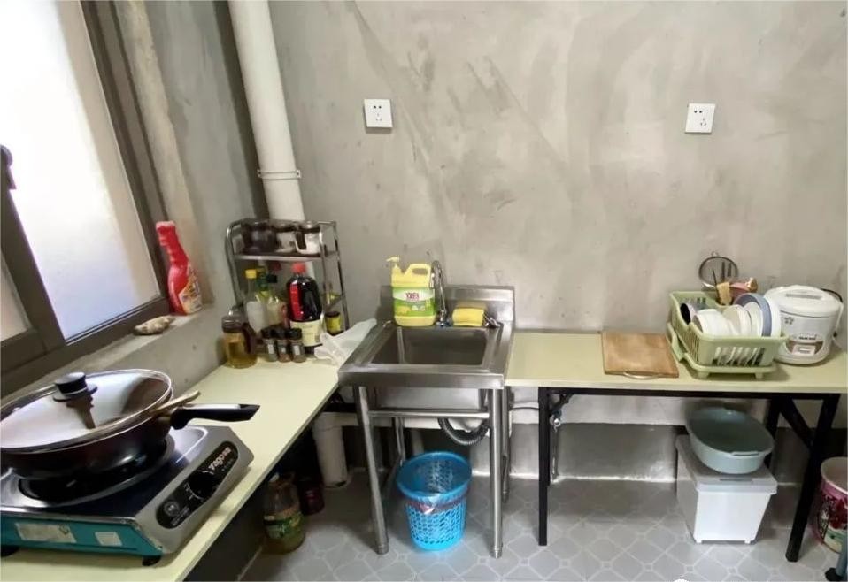 基装只花5000，小伙住进工业风新房，网友：这钱真花刀刃上了