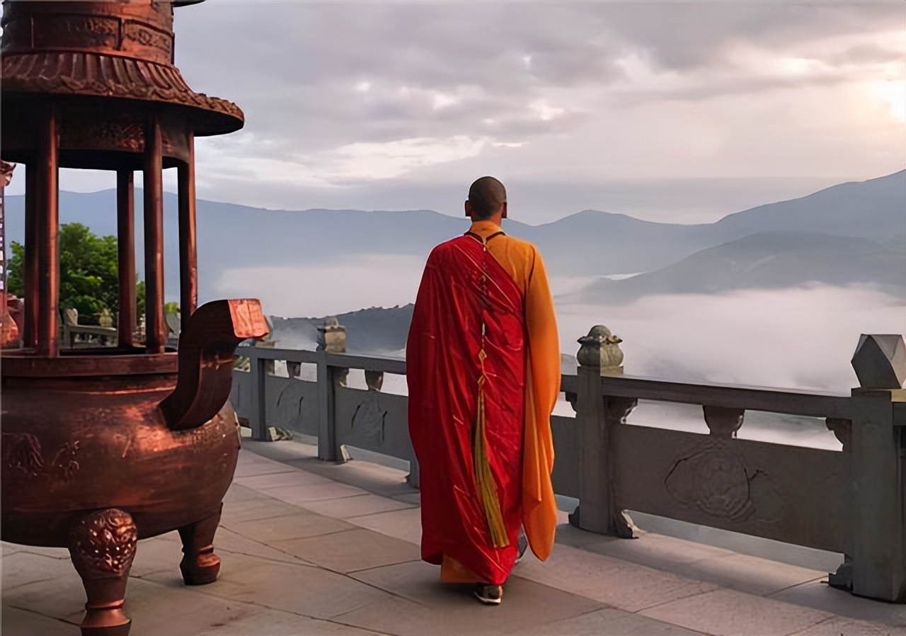 释明心放弃铁饭碗出家,最帅和尚释明心放弃铁饭碗