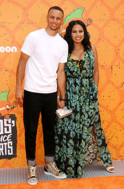 库里是最伟大的三分射手吗,库里会成为乔丹科比那样的人吗