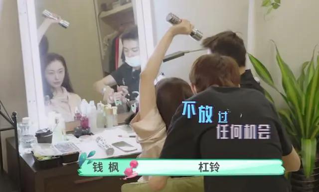 瘦成纸片人的明星,5位纸片人明星瘦成排骨