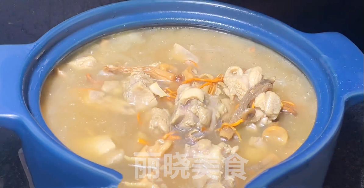 什么汤可以安神助睡眠减疲劳,煲什么汤可以有助睡眠解乏