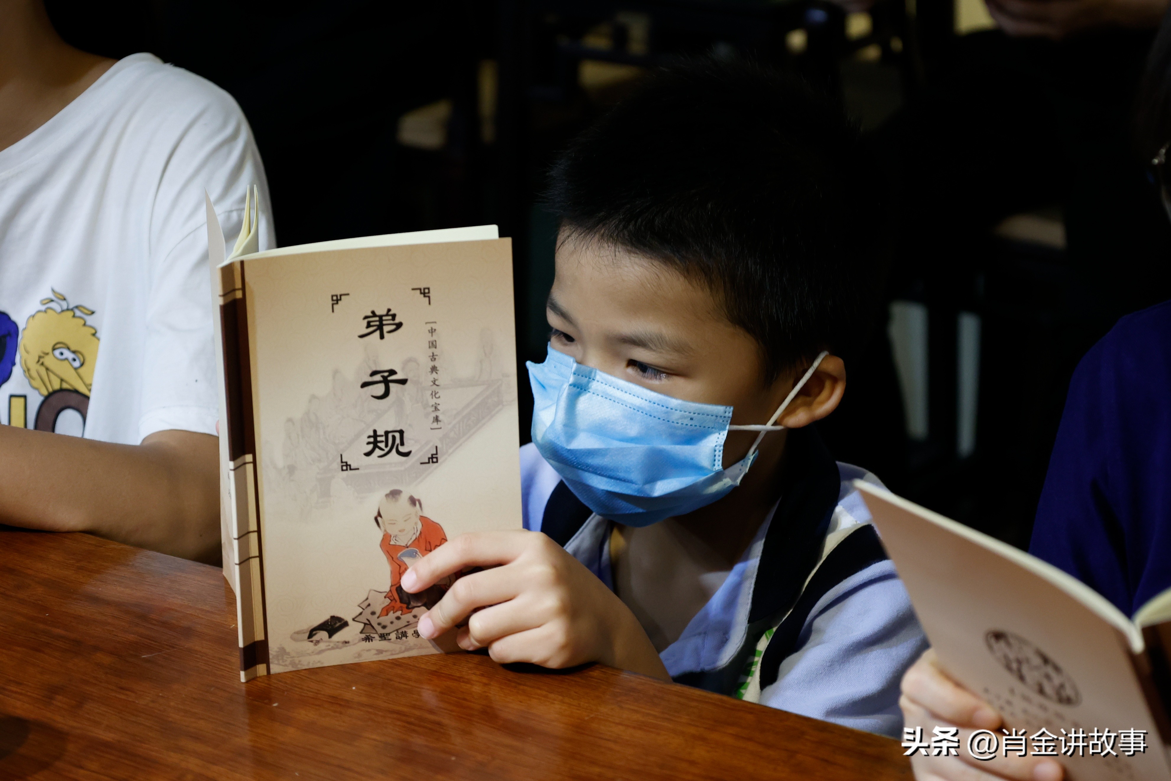 张世伟让爱回家流浪10年,张世伟武汉