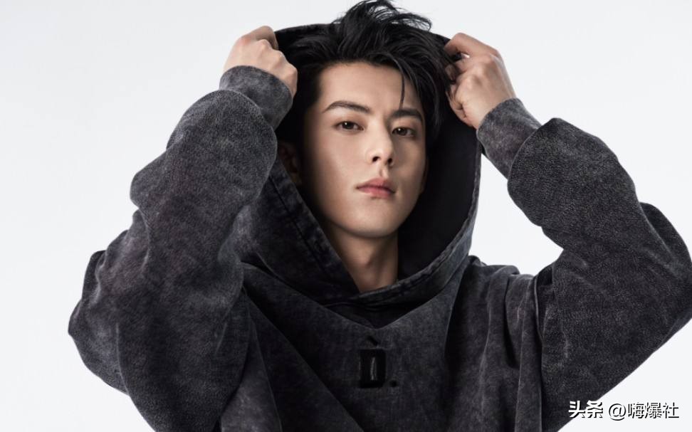 王鹤棣同款whoosis紫色卫衣,王鹤棣同款蓝色张嘴猫卫衣