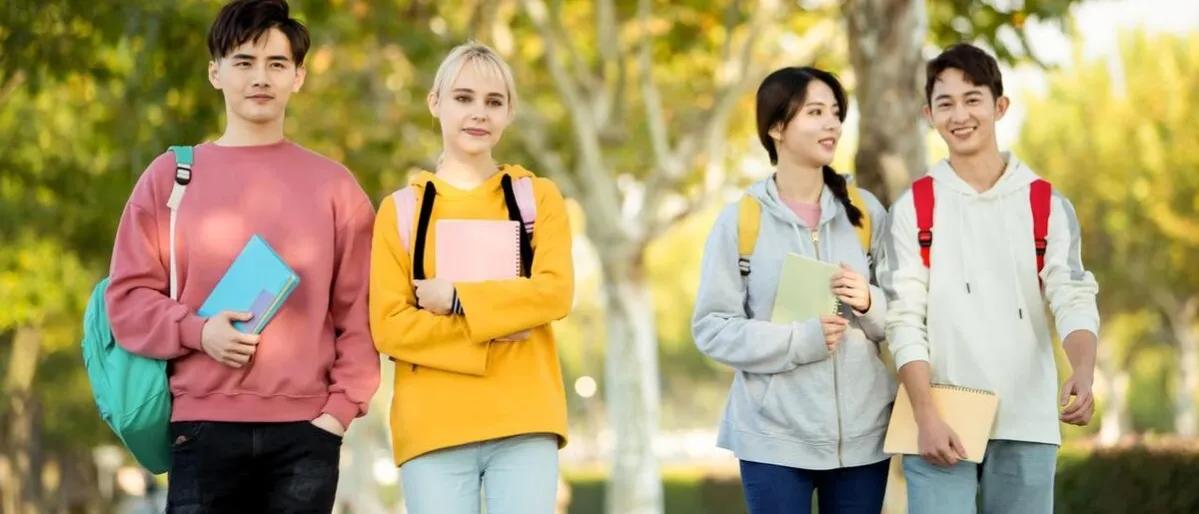 我高中毕业做建筑工人，因炒股被工地经理提拔为包工头，人生逆袭