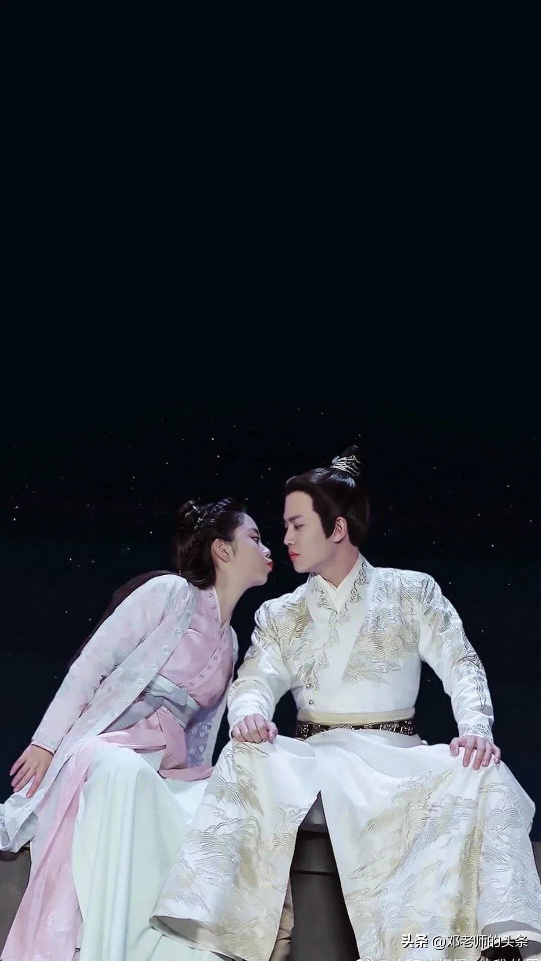 熬夜刷完《月升沧海》，但心中却诸多不甘，意难平！