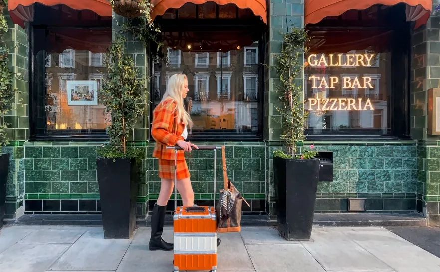 100个绝佳产品设计,100例品牌设计