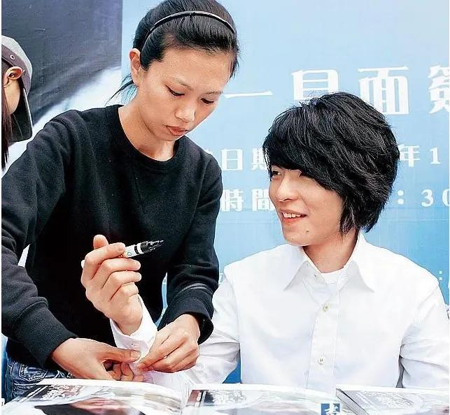 萧敬腾求婚成功林有慧叫爸爸了吗,萧敬腾求婚林有慧成功