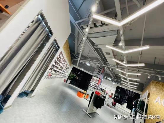 加盟耐克阿迪达斯折扣店有前景吗,耐克阿迪达斯折扣店不好做怎么办