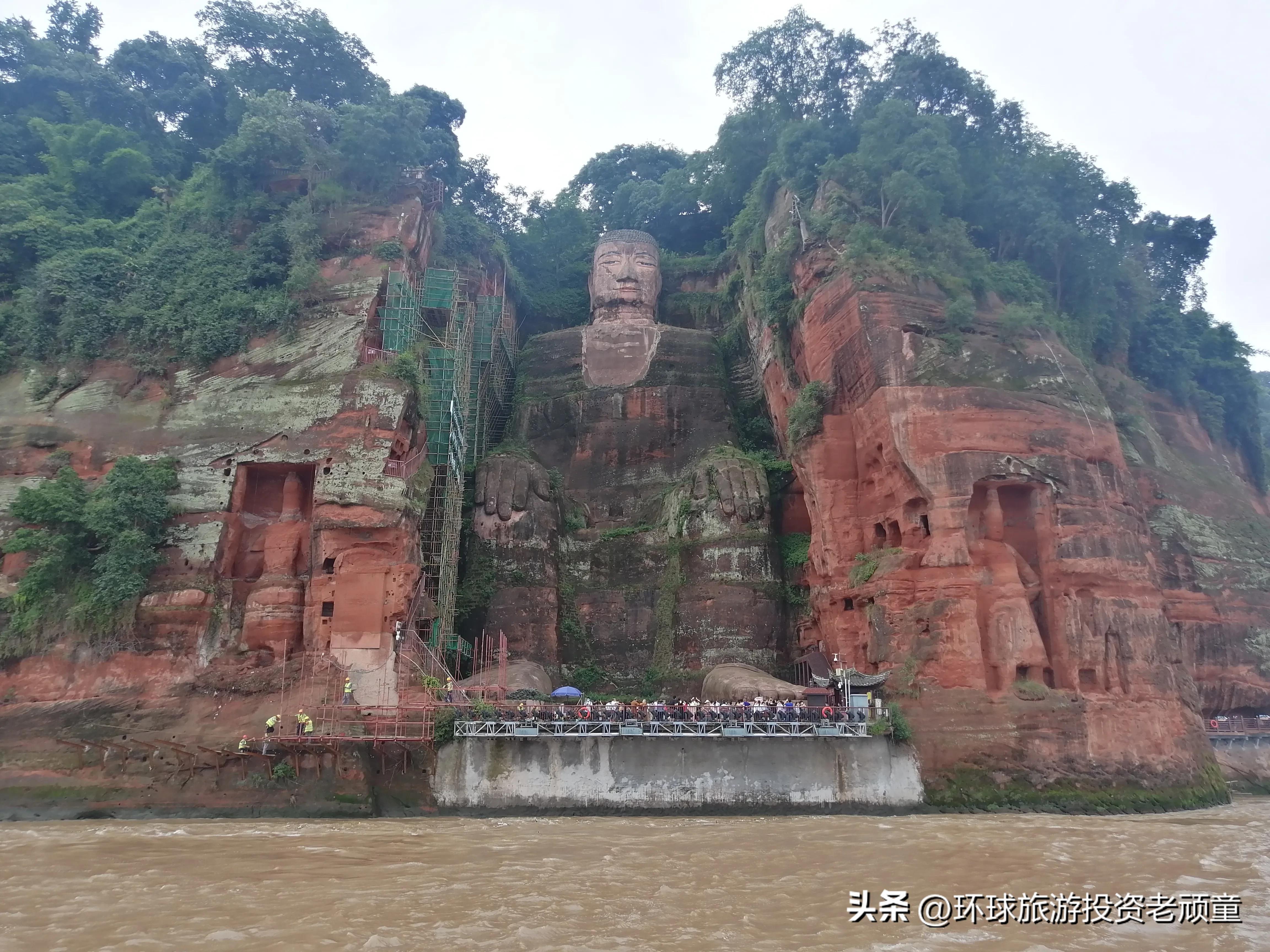 期货螺纹钢每手价格怎么低了,螺纹钢期货价格与什么有关