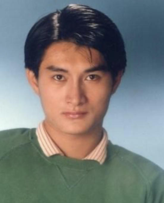 不婚、接廉价商演、走穴…一首歌唱一辈子的老牌歌星，现状各不同