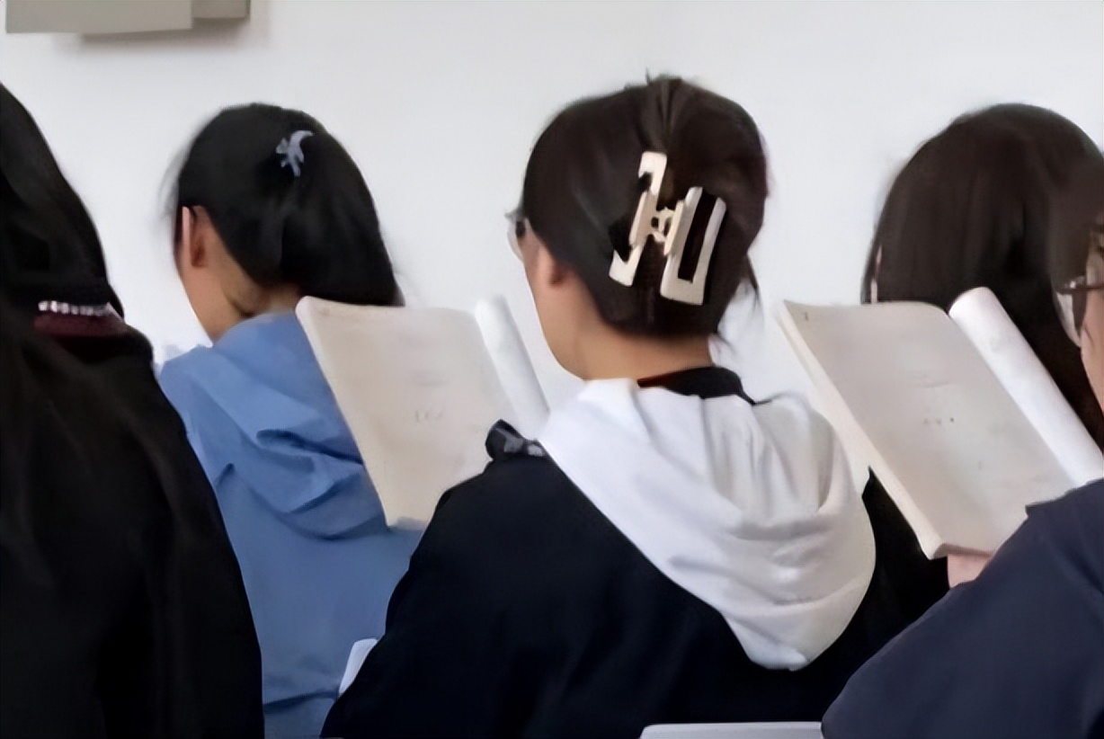 大码学生服装搭配,大码学生穿衣搭配