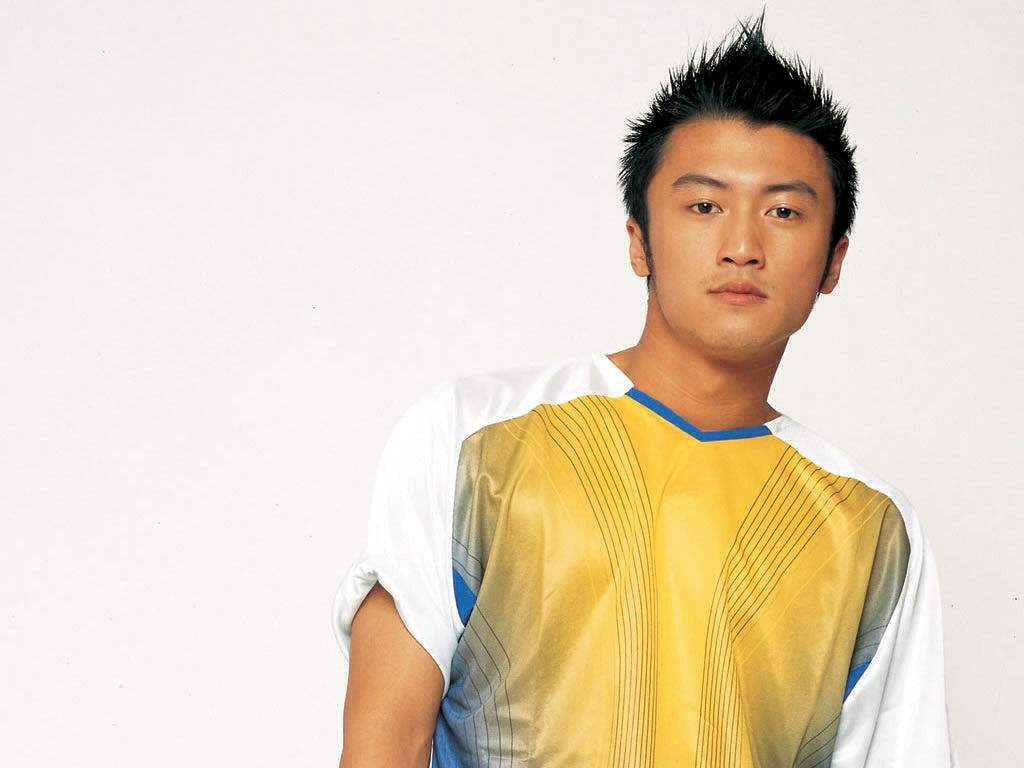 谢霆锋有多暖心,谢霆锋到底爱不爱张柏芝