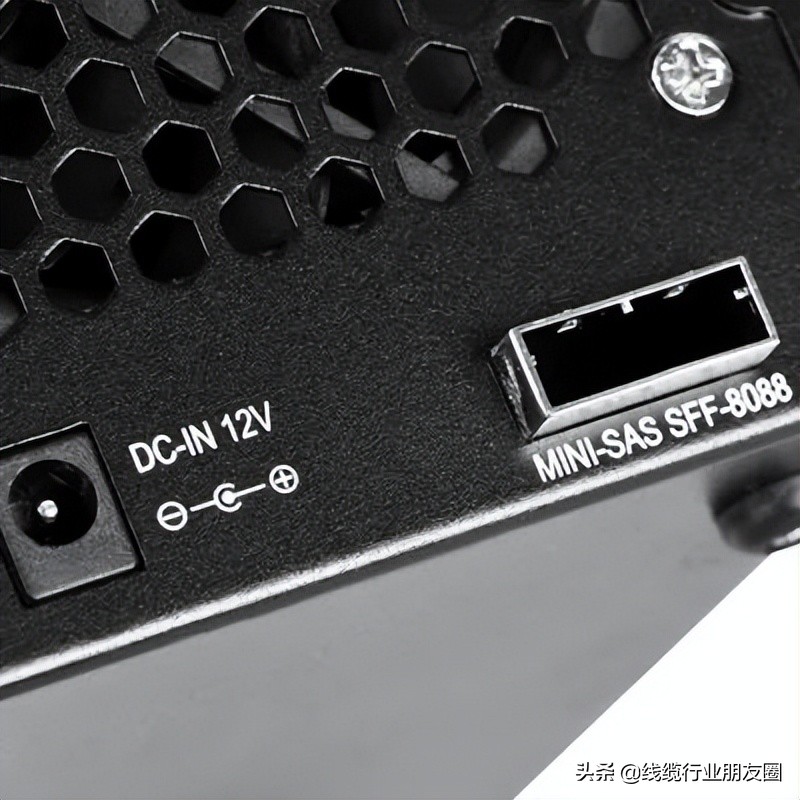 sas接口怎么接,sas接口和scsi接口