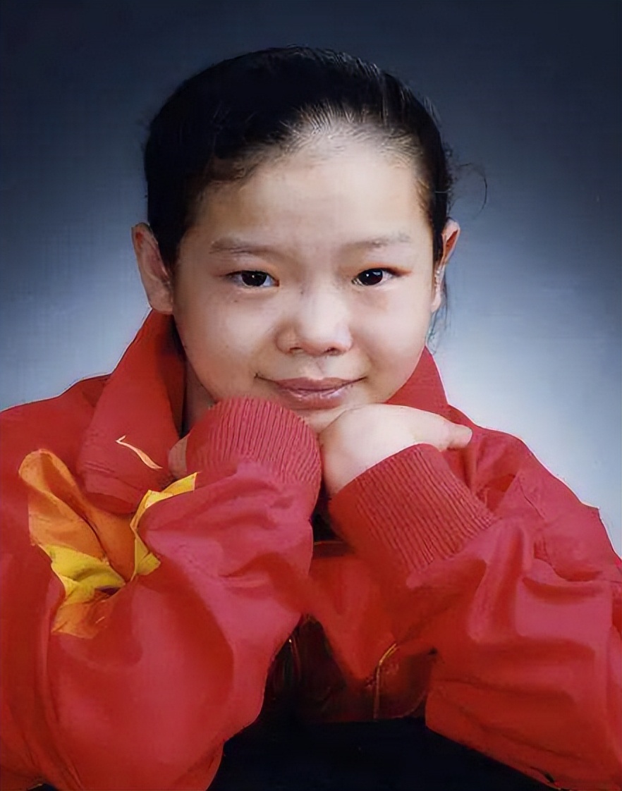 体操女皇程菲：身材严重发福涨至200斤，35岁任副教授仍单身