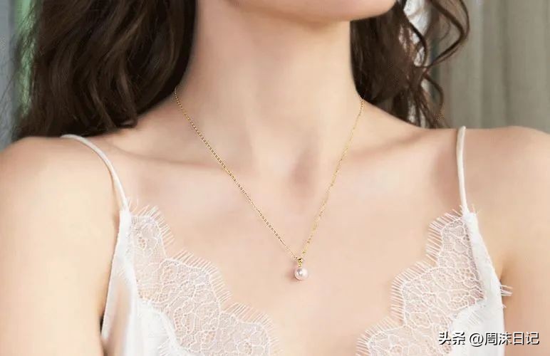 30岁适合戴什么样的珍珠,细长脖子适合戴什么样的珍珠