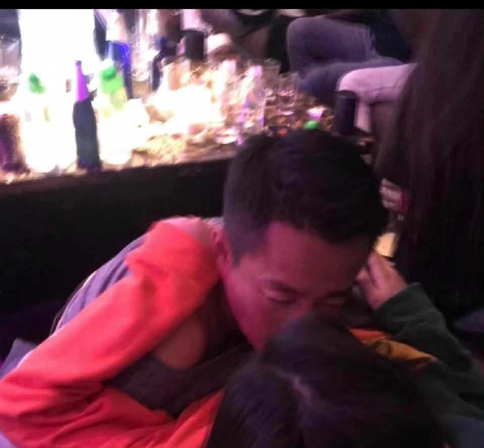 大s的人生到底有多彪悍,不成疯便成魔的全部小说