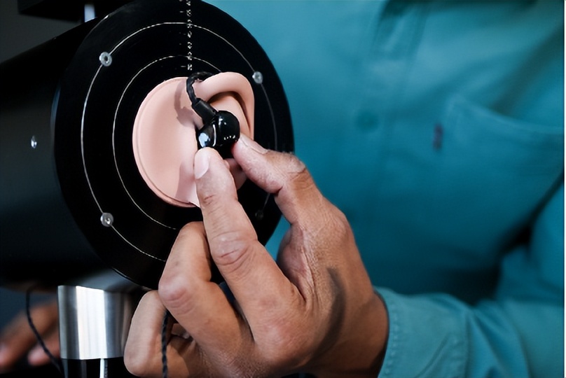 雷蛇耳机有线入耳式测评,舒适感强的hifi耳机