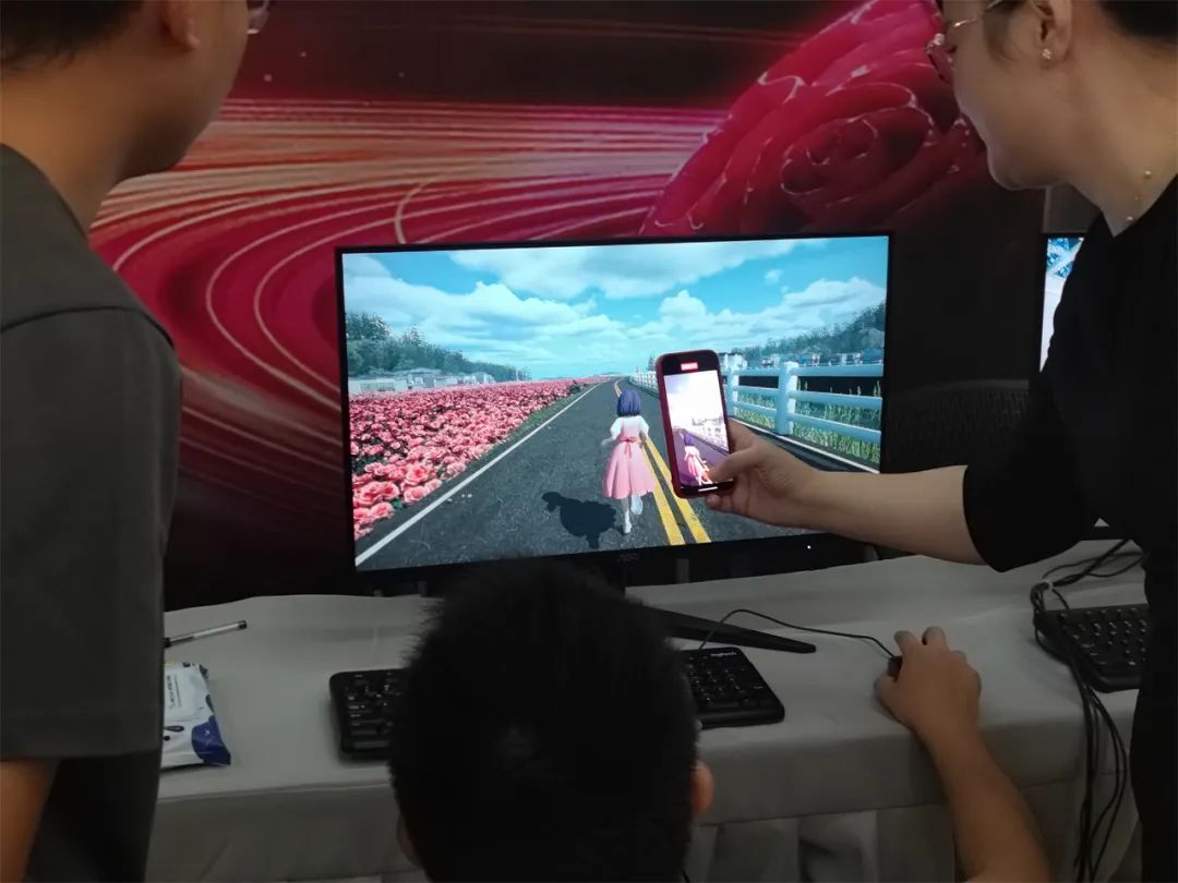 村社数字系统“飞村”！玫瑰星球首批“元村民”入驻玫瑰小镇