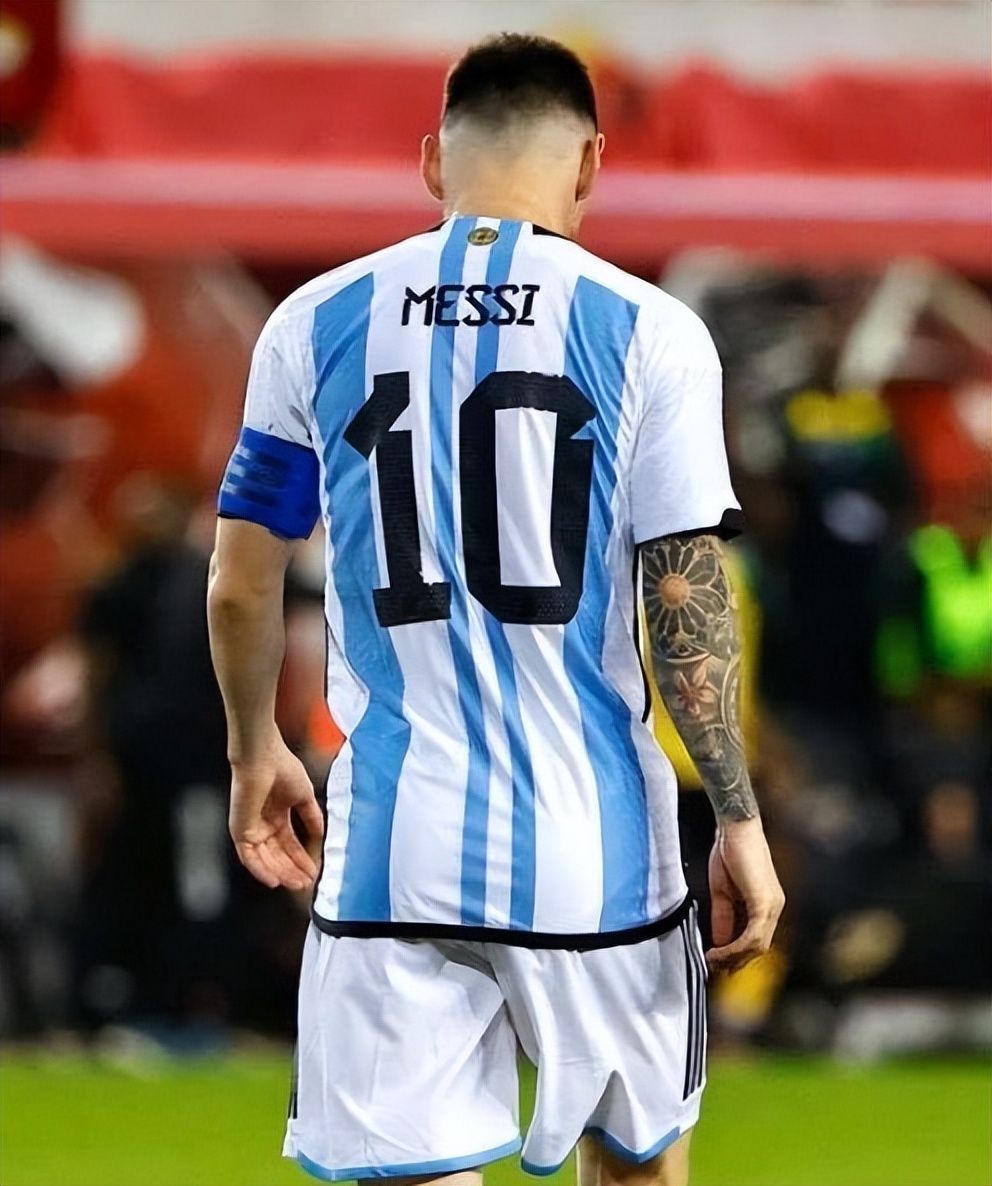 梅西是侏儒症患者吗,梅西身高侏儒症