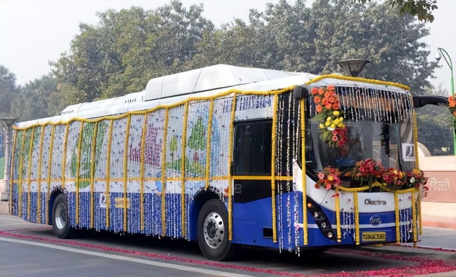 比亚迪拒绝印度“先买后付”,印度送中国千亿订单