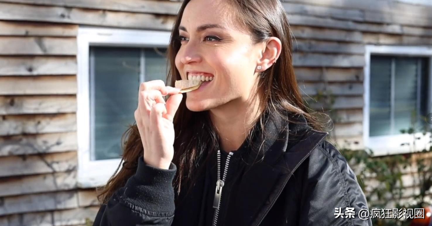 终于判了，18年！但他的“*妇情**”却丝毫不在意