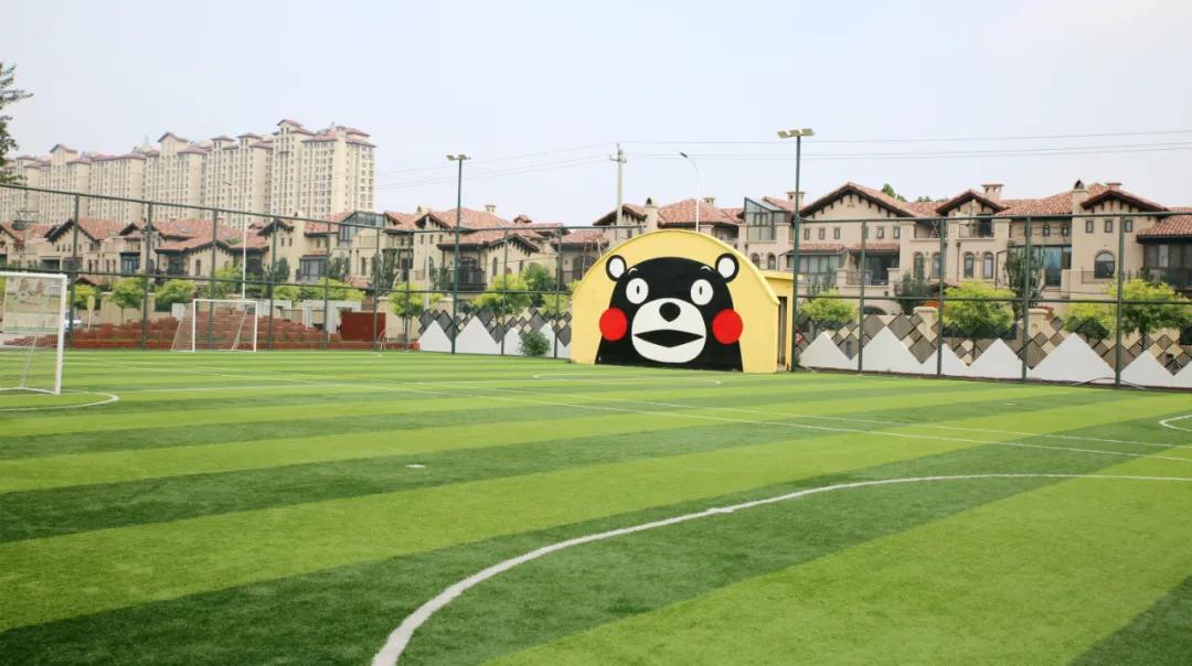 记者卧底实探麦当劳餐厅,北京三里屯餐厅酒吧