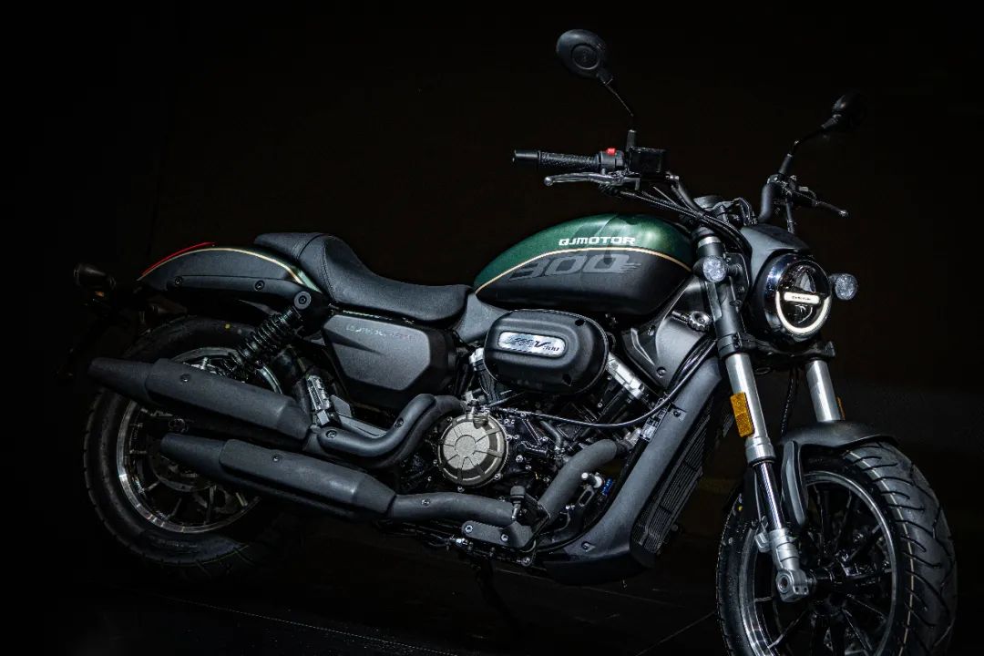 qj新闪300s测评,qjmotor300s测评